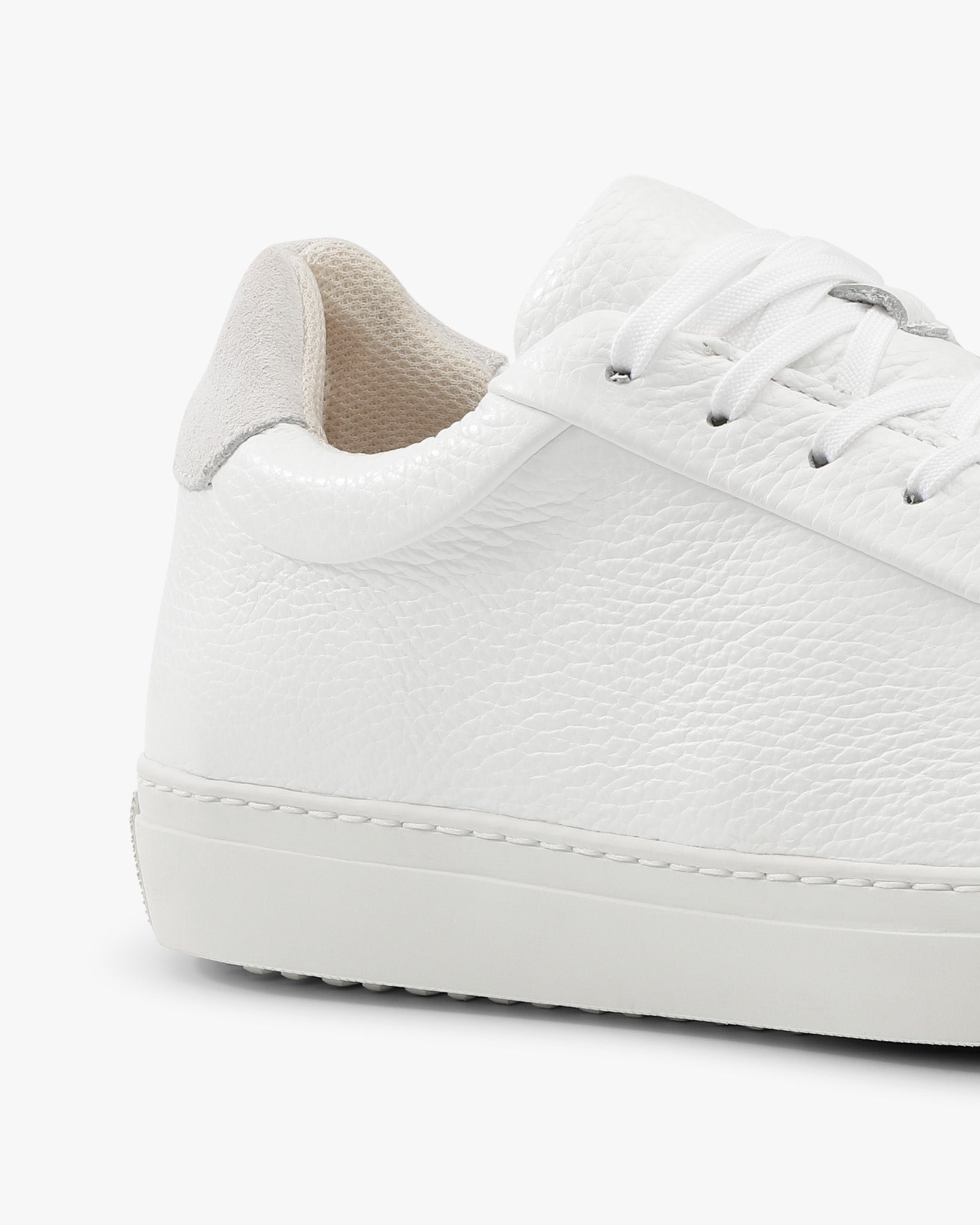 Tour Classic White