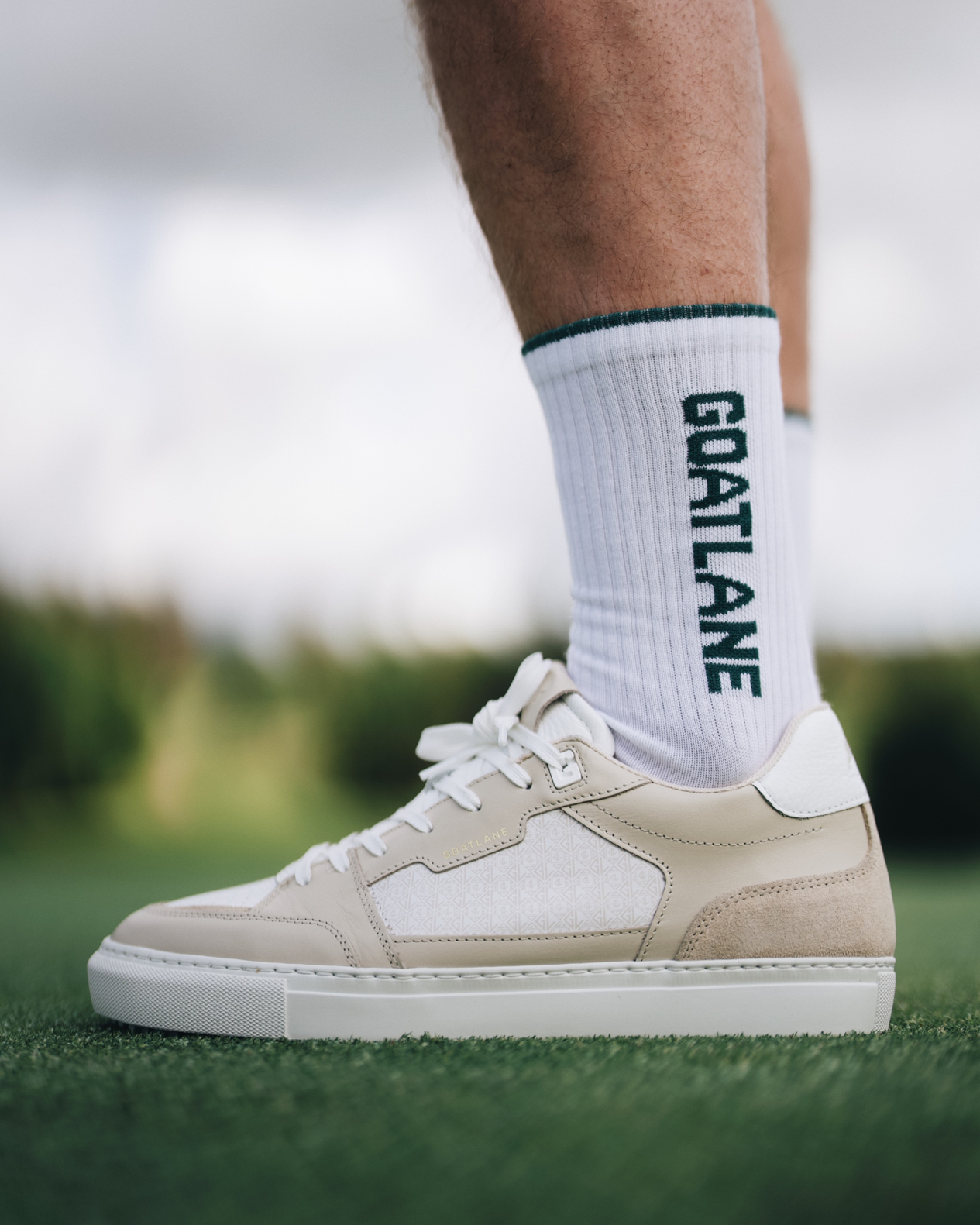 The Monogram Contour Beige